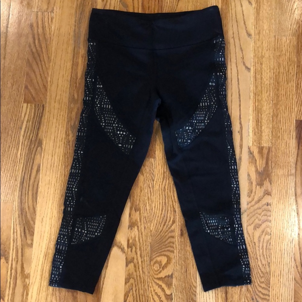Alo Lasercut Capri
